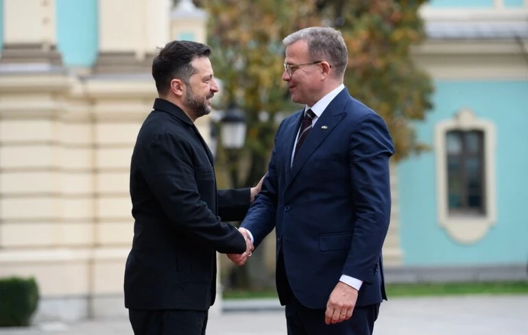 Україна створюватиме власний супутниковий зв’язок для оборони разом із Nokia та ICEYE